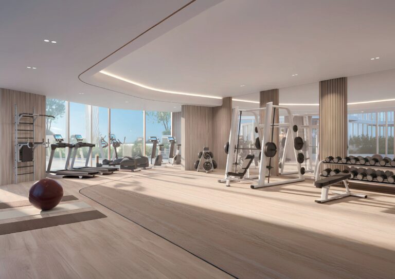 Royal Yacht Club Residence